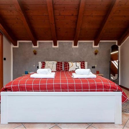 Alex Haus Daire Somma Lombardo Dış mekan fotoğraf