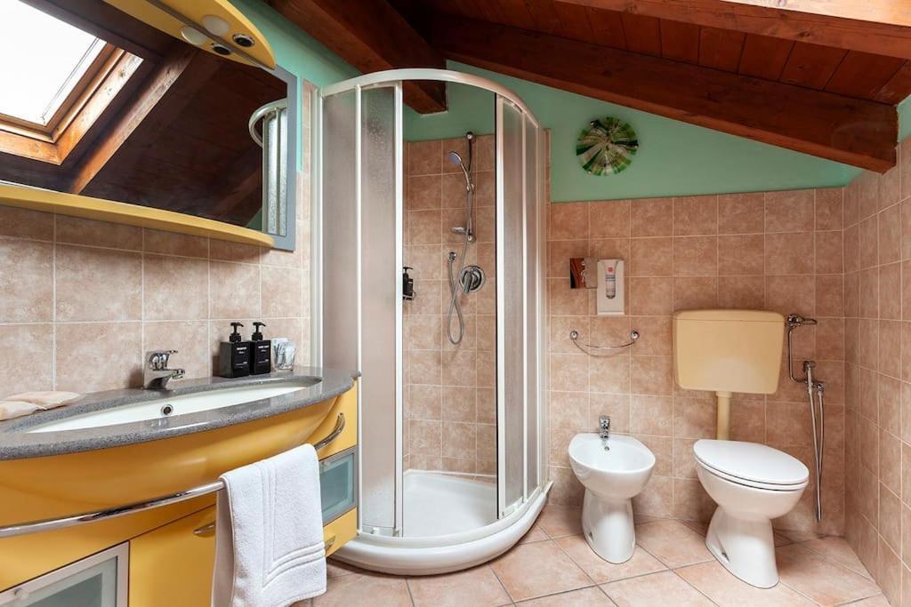 Alex Haus Daire Somma Lombardo Dış mekan fotoğraf
