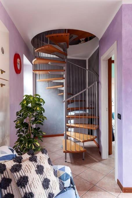 Alex Haus Daire Somma Lombardo Dış mekan fotoğraf